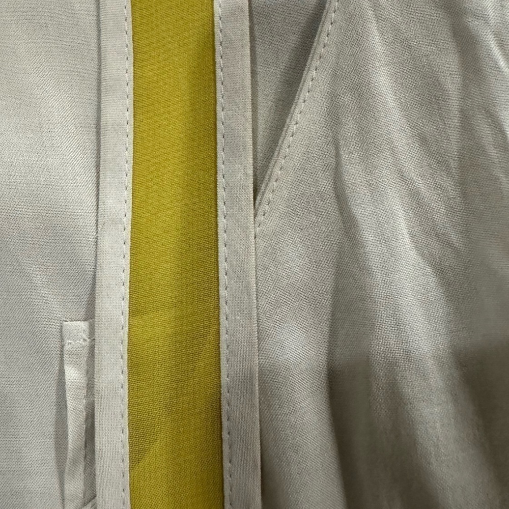 BCBGeneration ruffle/layered top, EUC! - image 4